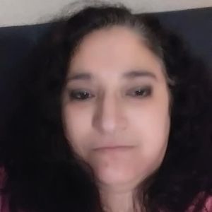 Meet your Posher, Angelique